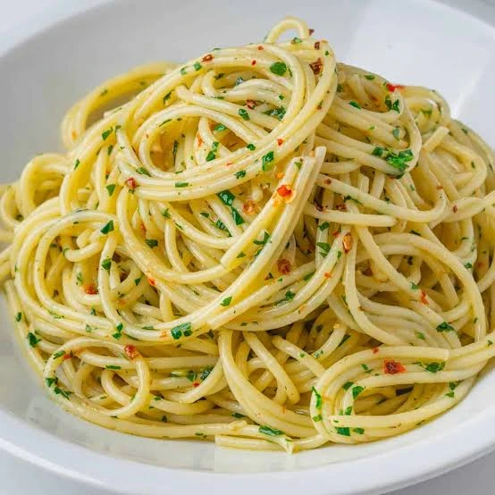 AGLIO OLIA SPAGHETTI