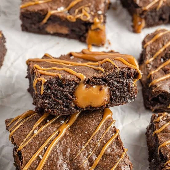 CARAMEL BROWNIE