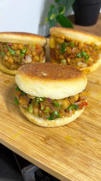Stuffed Kulcha
