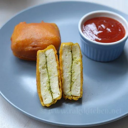 Stuffed Paneer Pakora