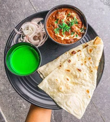 Malai Champ Gravy + 2 Rumali Roti