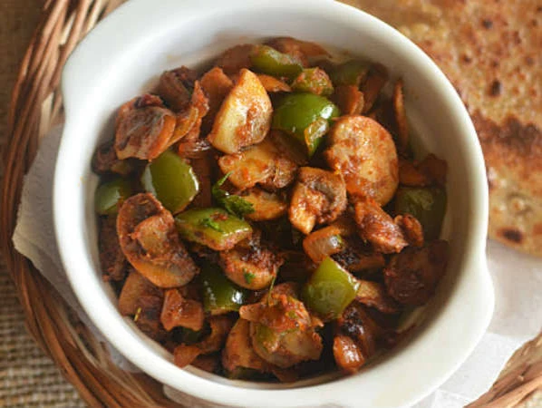 Tawa Mushroom Masala