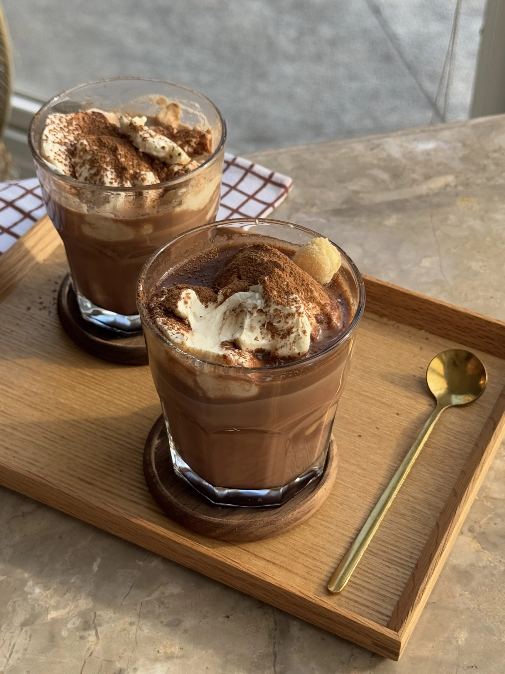 ITALIAN HOT CHOCOLATE (Tiramisu)