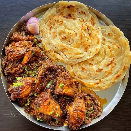 Tawa Chicken with 2 Laccha Paratha