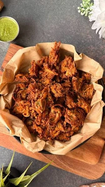 Onion Pakoda (10 Pieces)