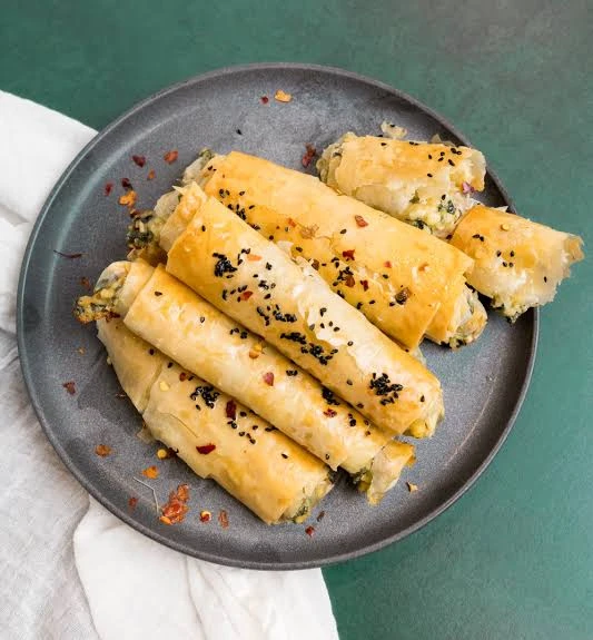 Veg Cheese Cigar Roll