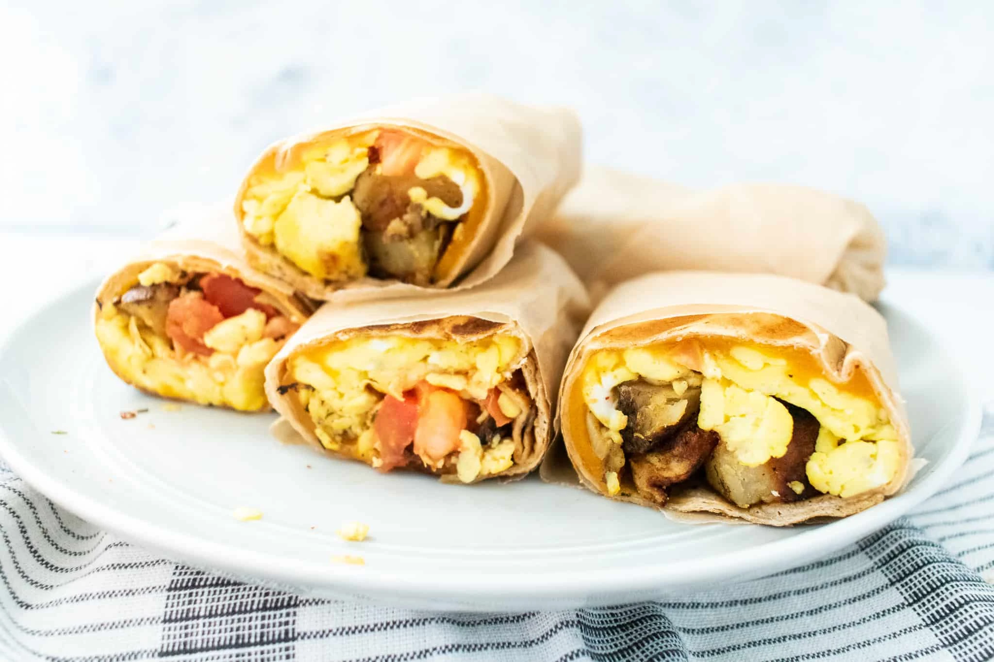 Egg Aloo Roll